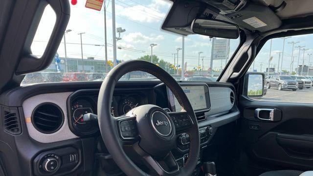 2024 Jeep Gladiator Sport S
