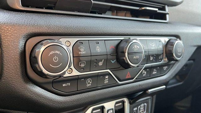 2024 Jeep Gladiator Sport S