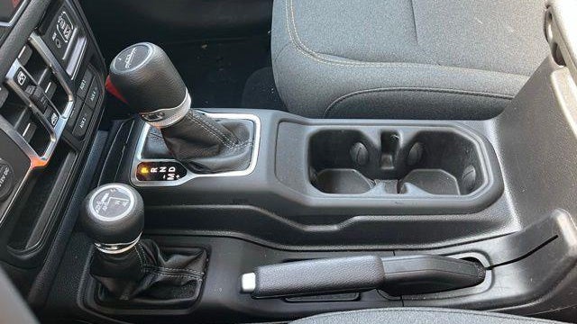 2024 Jeep Gladiator Sport S