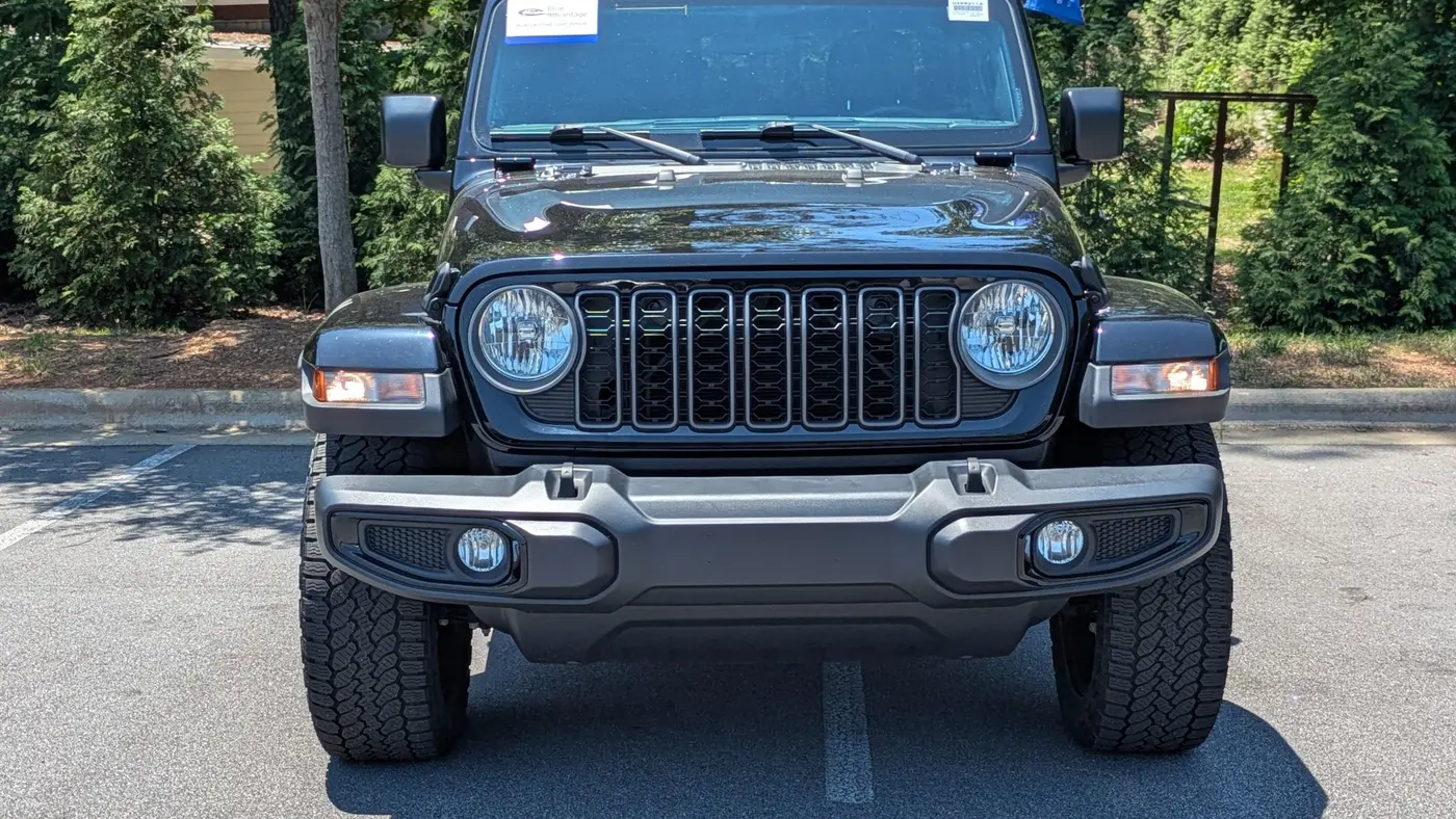 2024 Jeep Gladiator High Tide