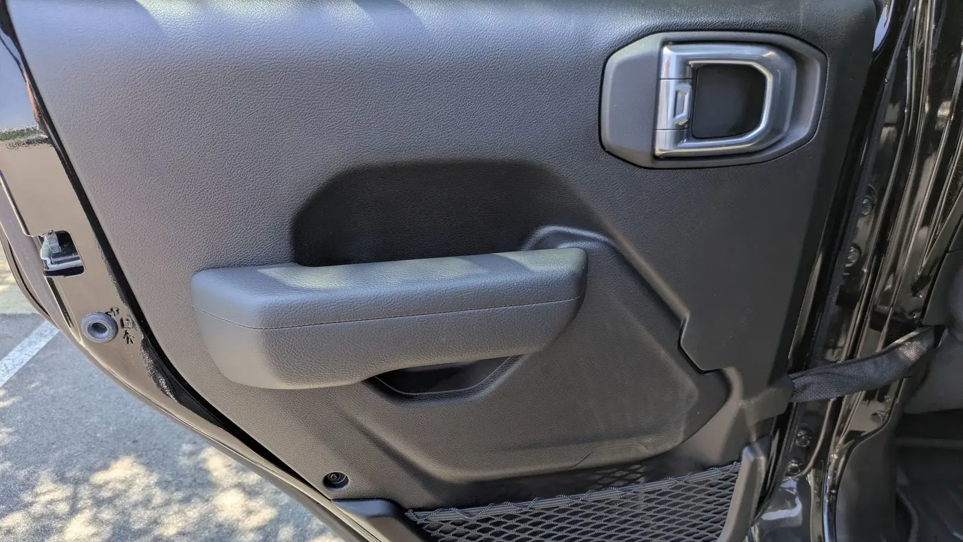 2024 Jeep Gladiator High Tide