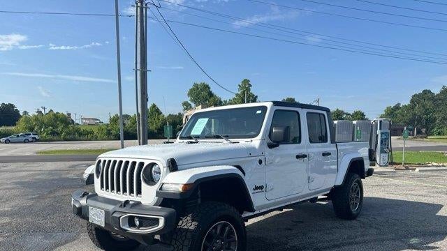 2020 Jeep Gladiator Sport Altitude
