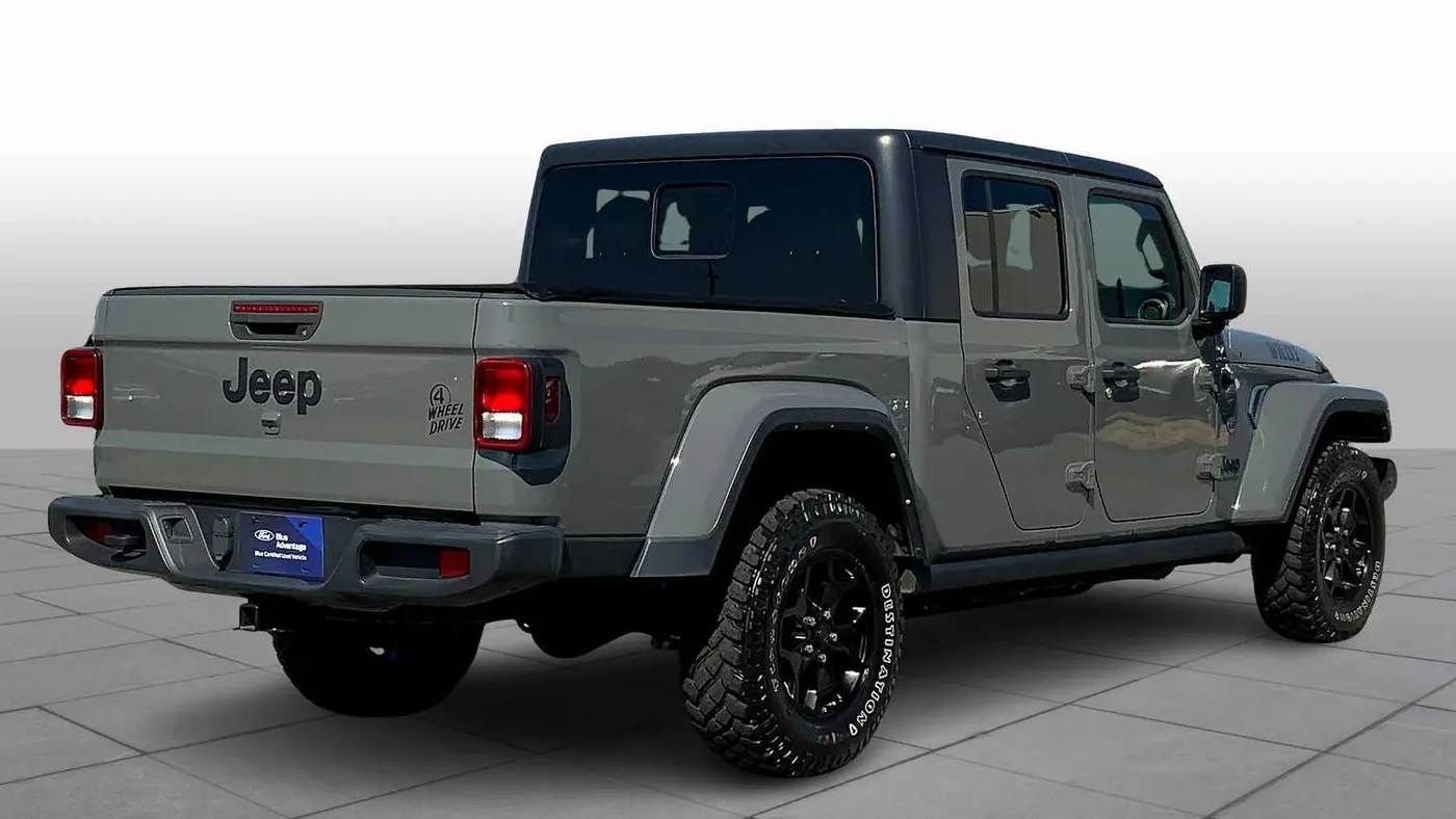 2021 Jeep Gladiator Sport