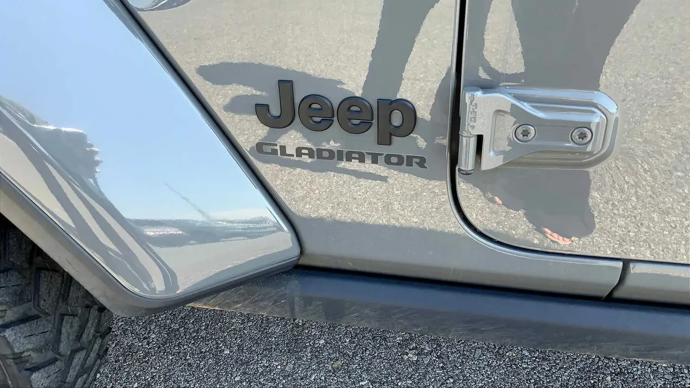 2021 Jeep Gladiator Sport