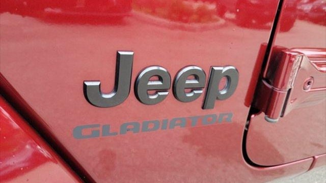 2021 Jeep Gladiator Sport