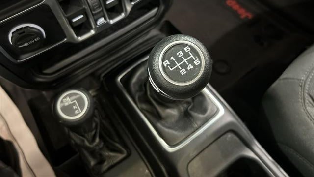2021 Jeep Gladiator Willys