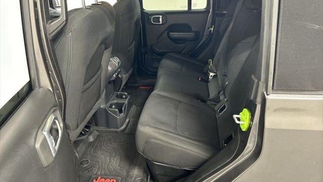 2021 Jeep Gladiator Willys