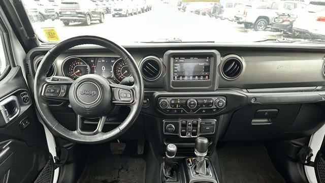 2022 Jeep Gladiator Sport