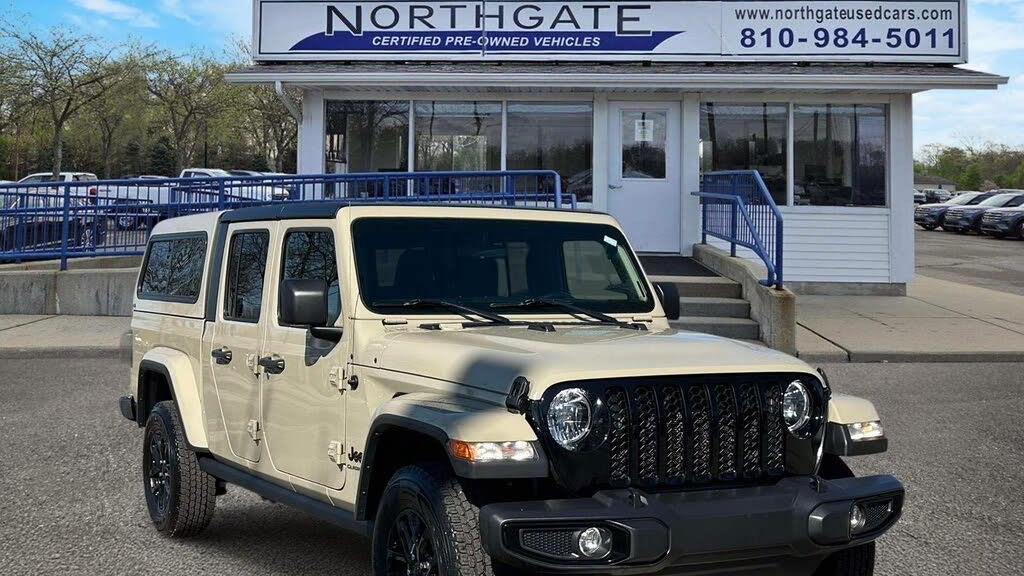 Preowned 2022 Jeep Gladiator Altitude for Sale