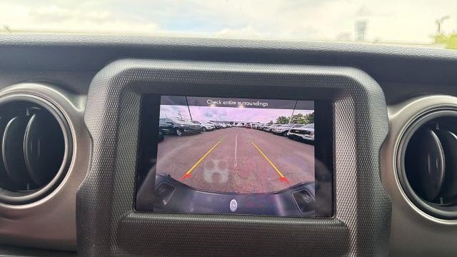 2023 Jeep Gladiator Sport