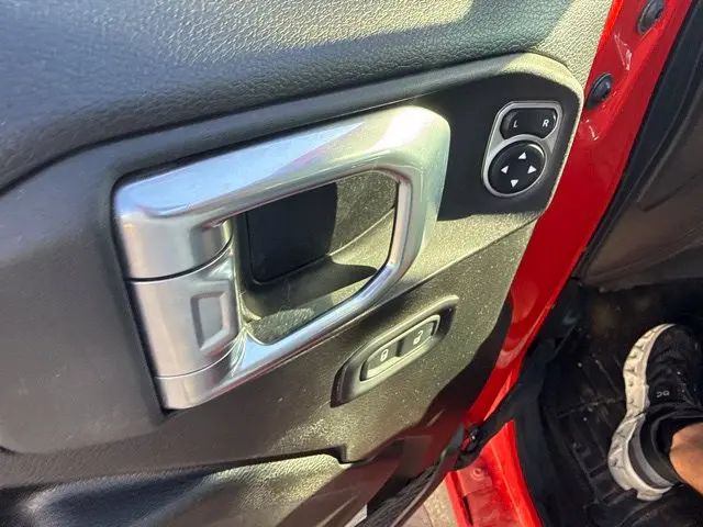 2023 Jeep Gladiator - $28,800