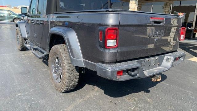 2023 Jeep Gladiator Sport