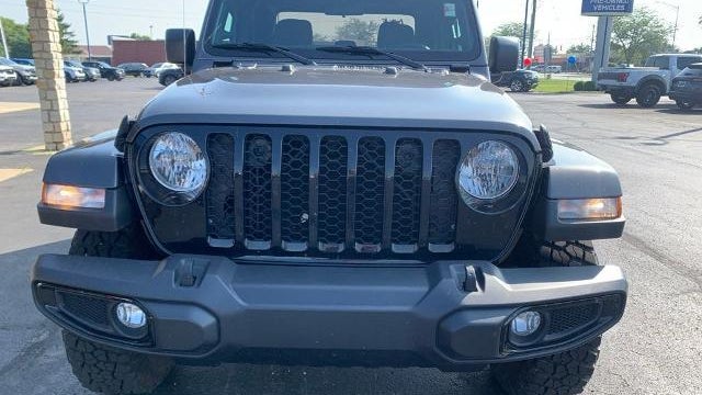 2023 Jeep Gladiator Sport