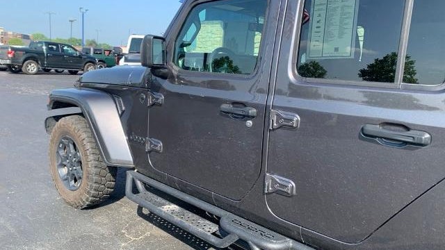 2023 Jeep Gladiator Sport