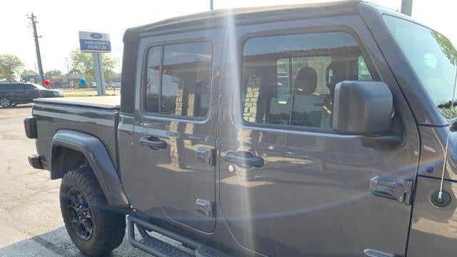 2023 Jeep Gladiator Sport