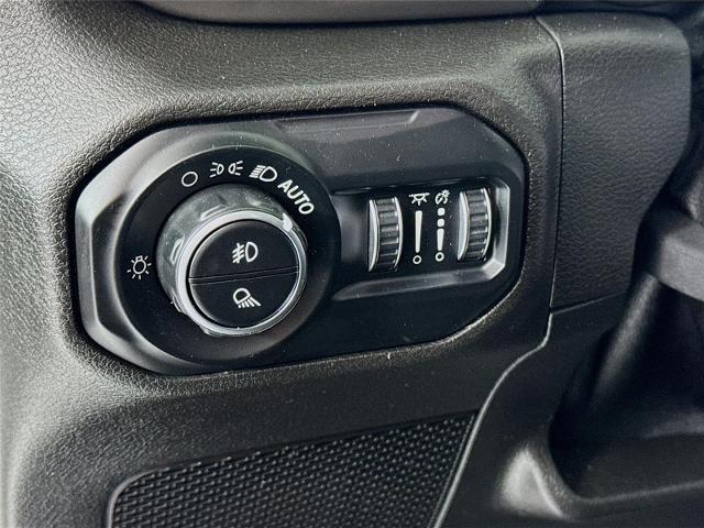 2020 Jeep Gladiator - $23,000
