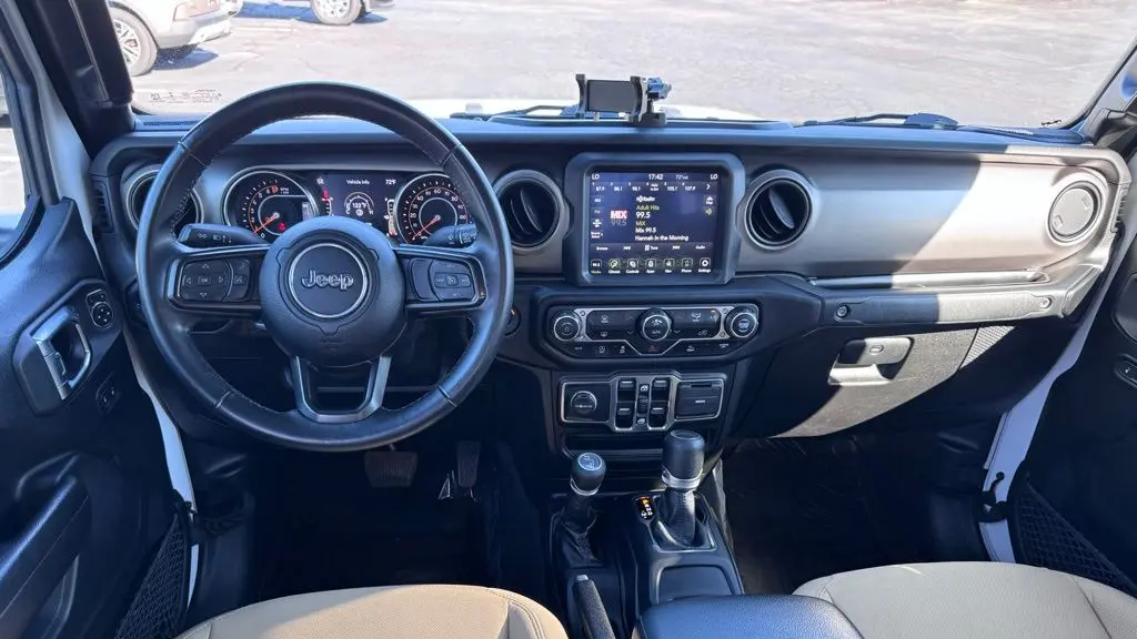 2021 Jeep Gladiator Sport