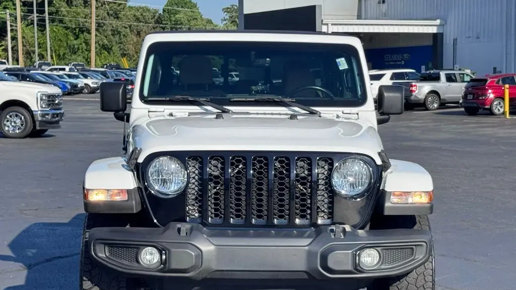 2021 Jeep Gladiator Sport