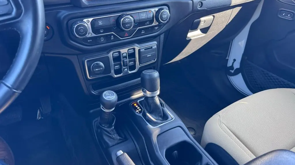 2021 Jeep Gladiator Sport