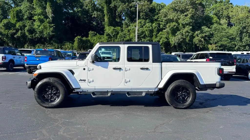 2021 Jeep Gladiator Sport