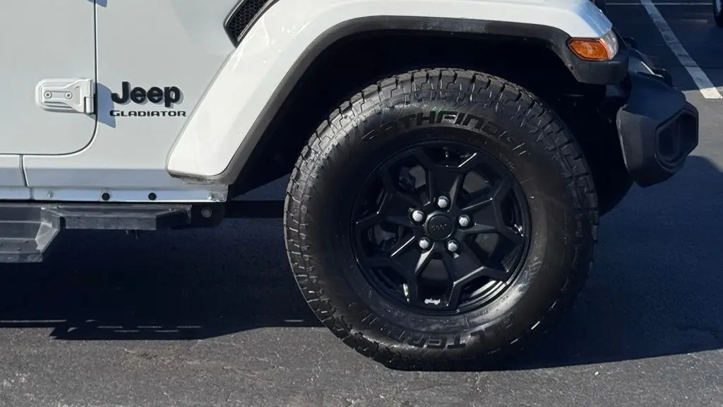 2021 Jeep Gladiator Sport
