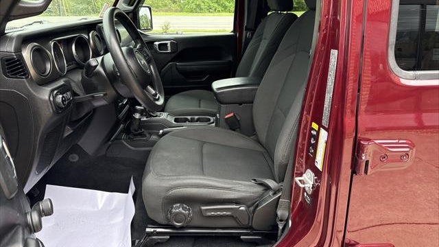 2021 Jeep Gladiator Sport