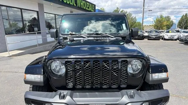 2021 Jeep Gladiator Sport
