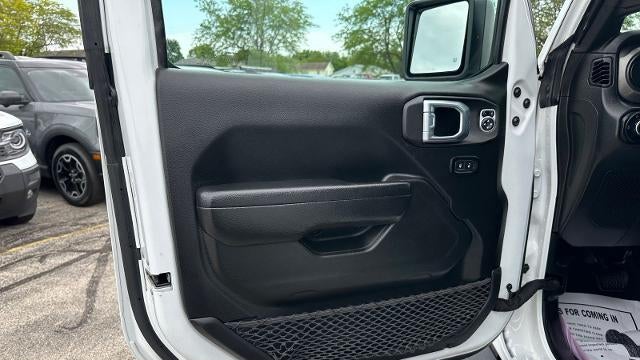 2022 Jeep Gladiator Altitude