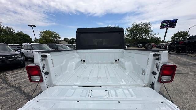 2022 Jeep Gladiator Altitude