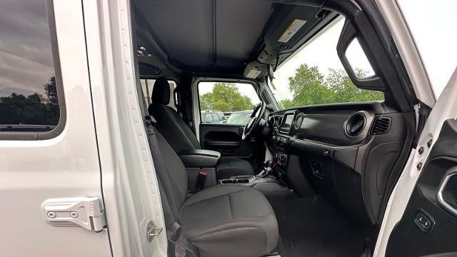 2022 Jeep Gladiator Altitude