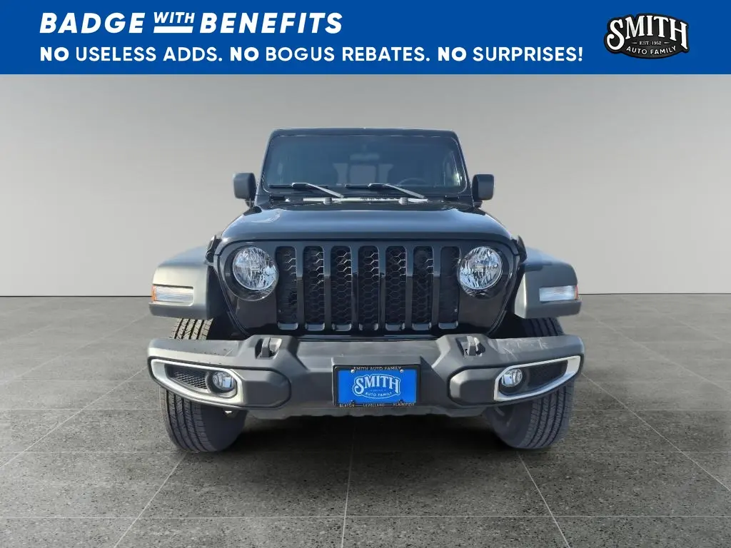 2023 Jeep Gladiator - $30,960