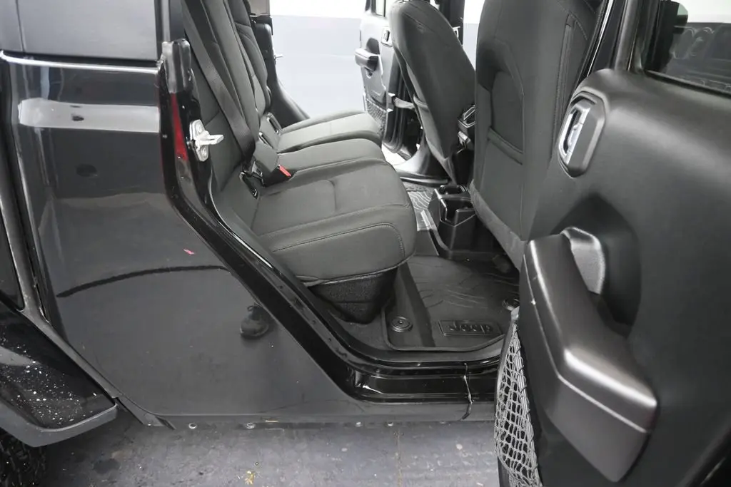 2021 Jeep Gladiator - $22,880