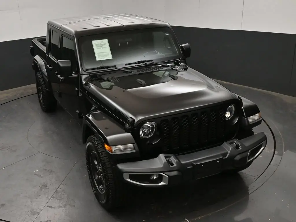 2021 Jeep Gladiator - $22,880