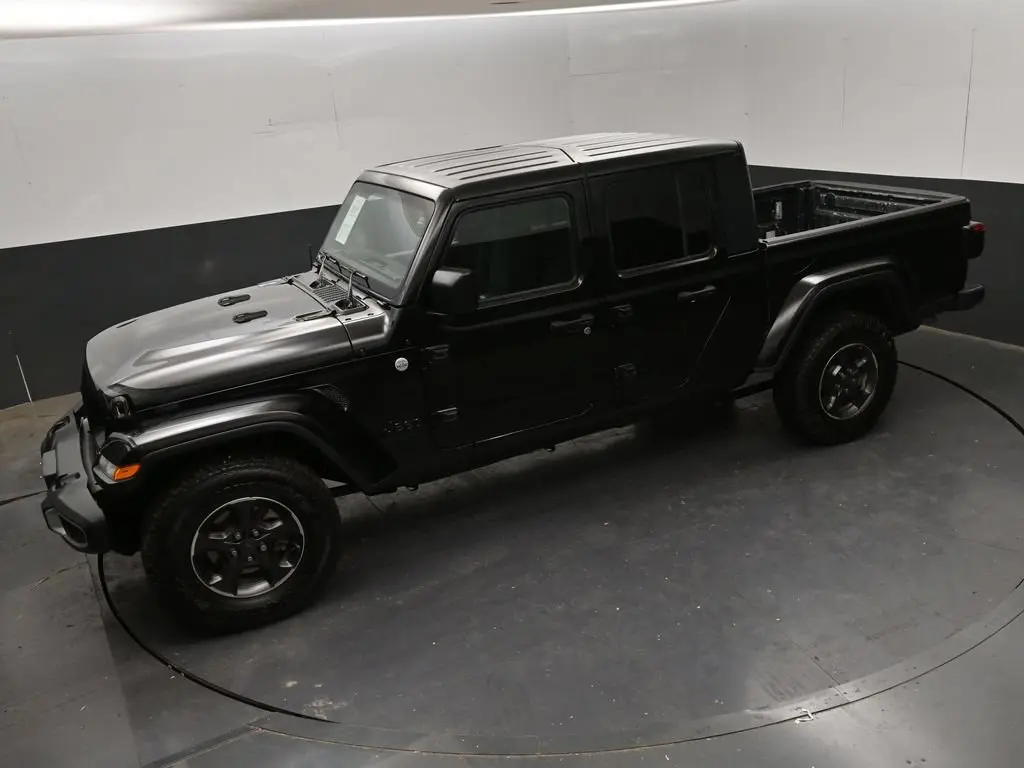 2021 Jeep Gladiator - $22,880