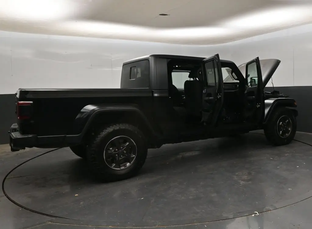 2021 Jeep Gladiator - $22,880