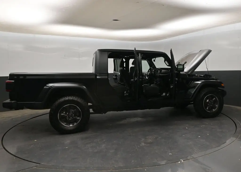 2021 Jeep Gladiator - $22,880