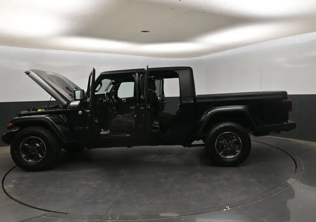 2021 Jeep Gladiator - $22,880