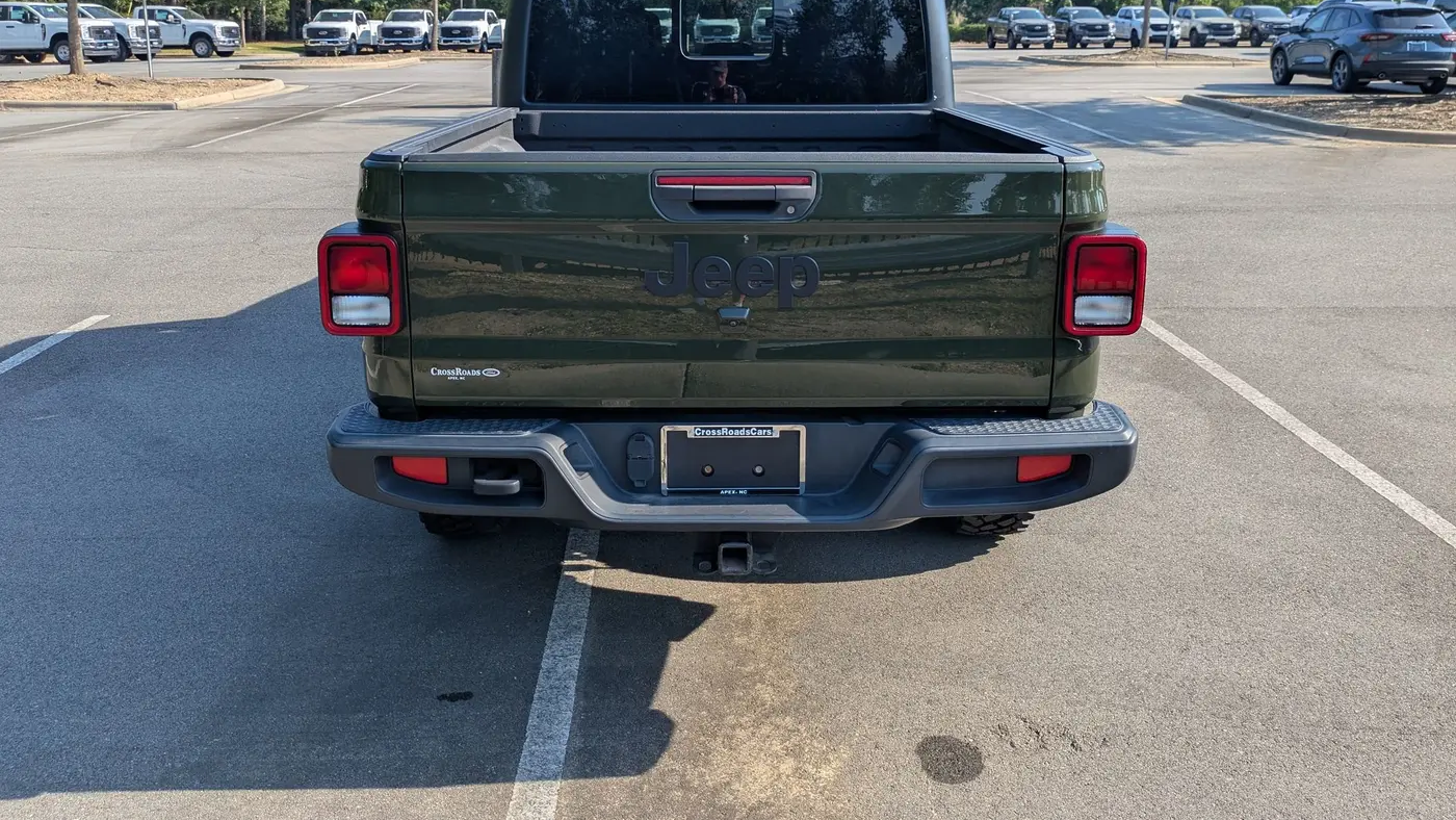 2021 Jeep Gladiator Sport