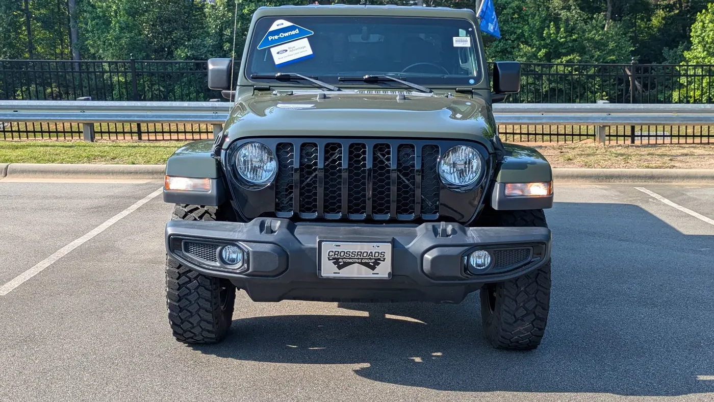 2021 Jeep Gladiator Sport