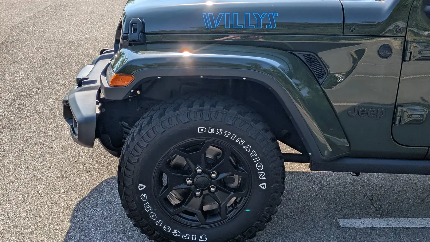 2021 Jeep Gladiator Sport