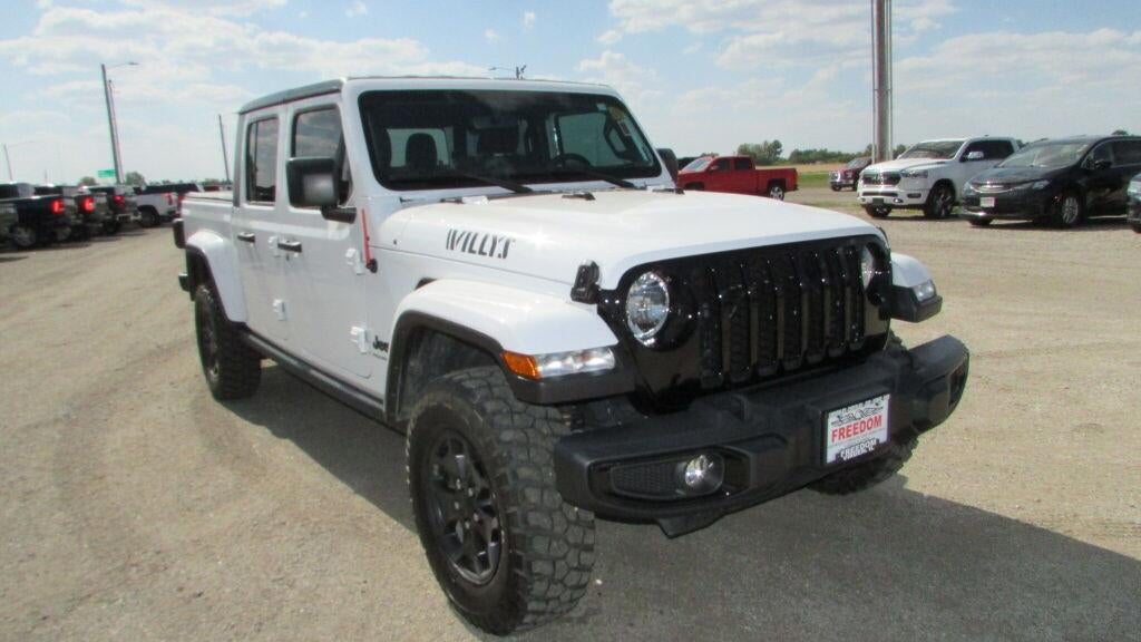 Preowned 2023 Jeep Gladiator Willys for Sale