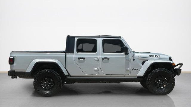 2023 Jeep Gladiator Sport