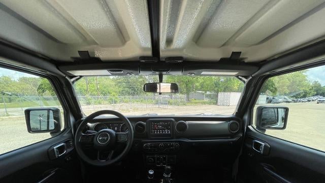 2023 Jeep Gladiator Sport