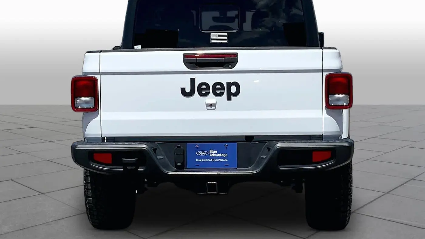 2023 Jeep Gladiator Freedom