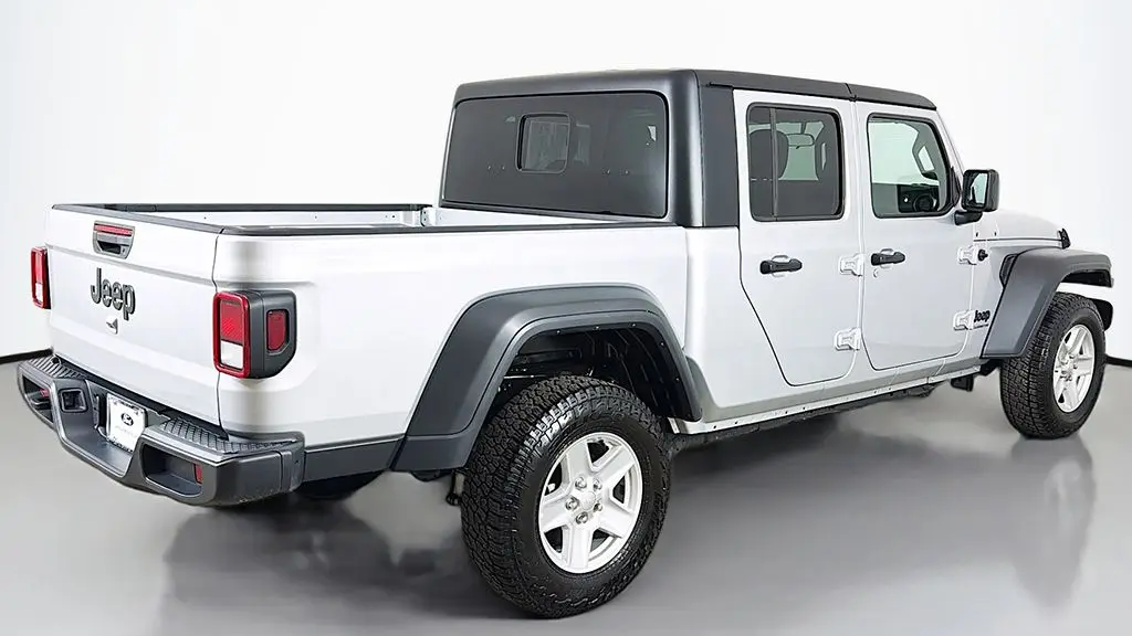 2023 Jeep Gladiator Freedom