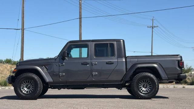 2023 Jeep Gladiator Sport