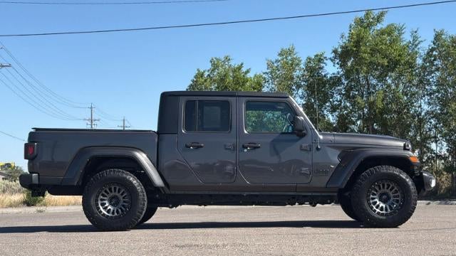2023 Jeep Gladiator Sport