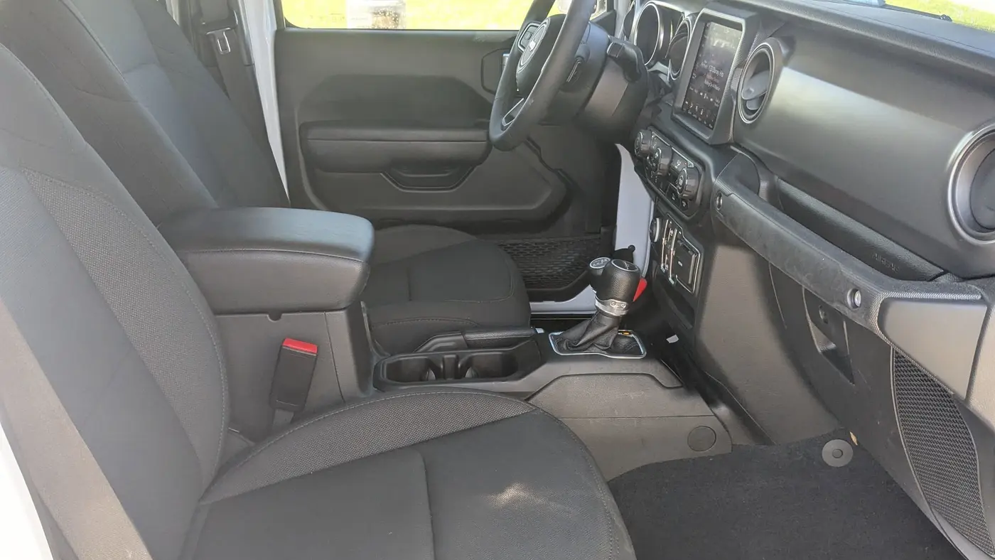 2023 Jeep Gladiator Sport