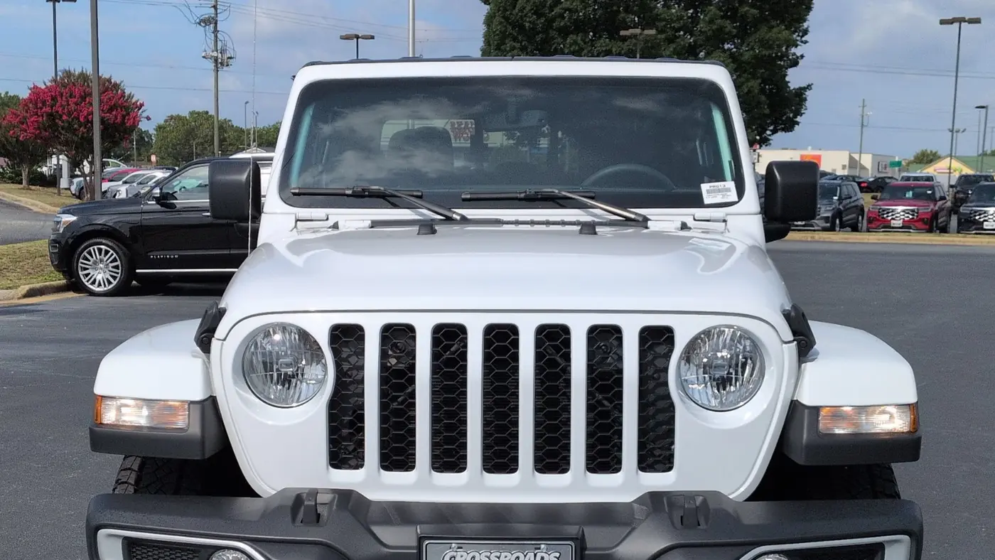 2023 Jeep Gladiator Freedom