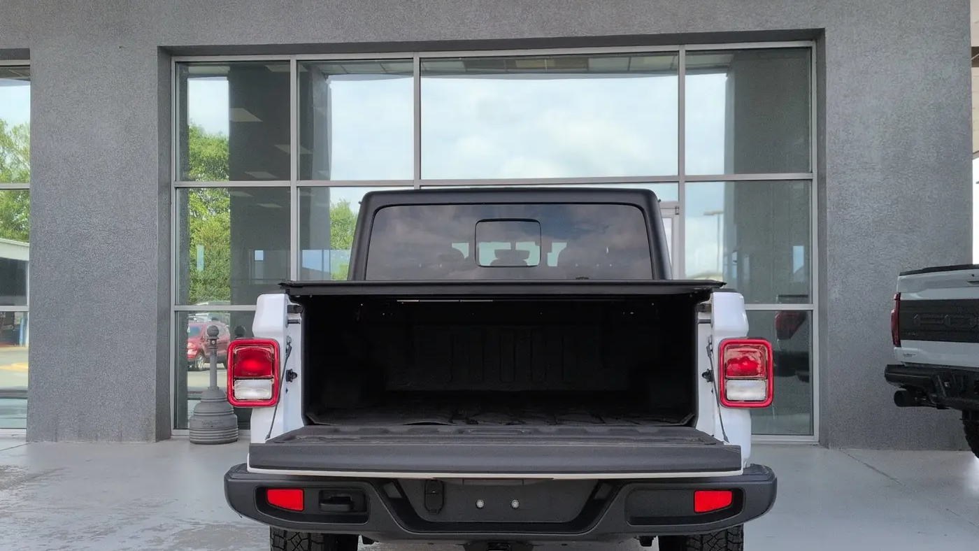2023 Jeep Gladiator Freedom